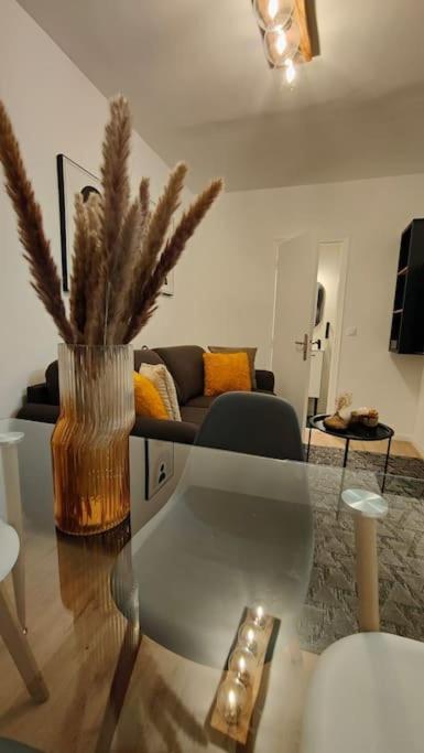 Joli Appartement Au Pied Du Tramway Безон Экстерьер фото