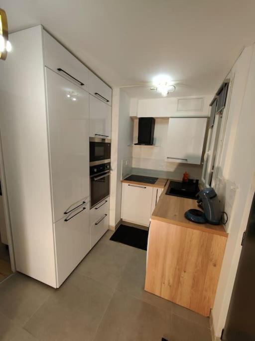Joli Appartement Au Pied Du Tramway Безон Экстерьер фото