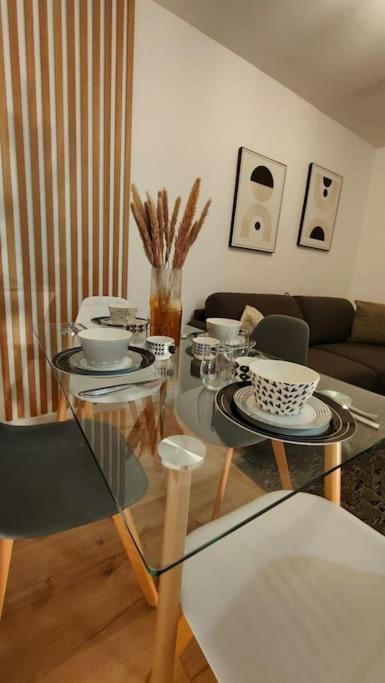 Joli Appartement Au Pied Du Tramway Безон Экстерьер фото