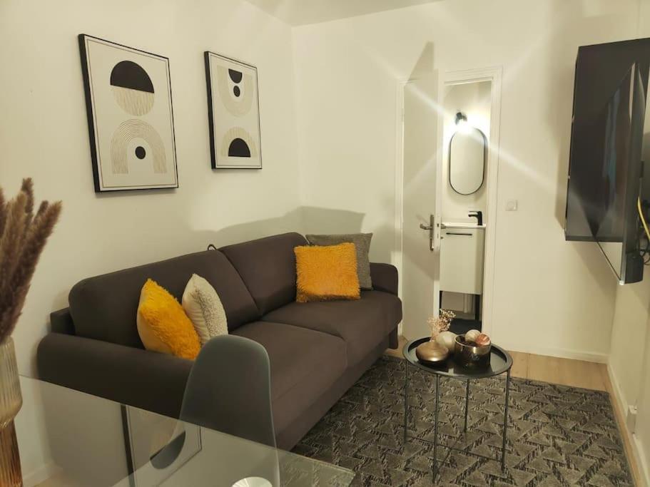 Joli Appartement Au Pied Du Tramway Безон Экстерьер фото